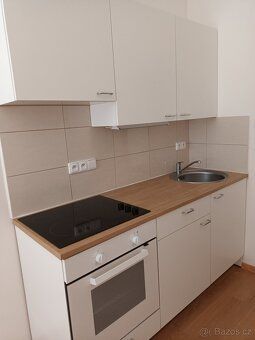 Dobrý den, nabízíme k pronájmu byt 1+1 v ulici Tylova(u Poli