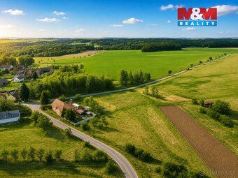 Nabízíme k prodeji slunný pozemek o výměře 1 596 m², nacháze