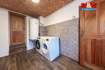 Ve vyhledávané horské obci Kalek, jen kousek od Chomutova, n