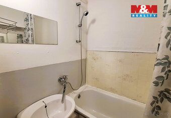 K dlouhodobému pronájmu nabízíme byt o dispozici 2+1 s balkó