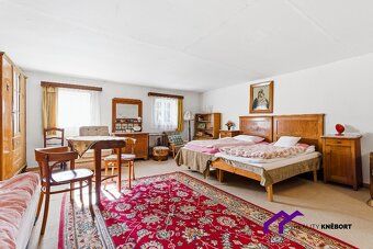 Exclusively on behalf of the owner I offer for sale an historic cottage - family house with…