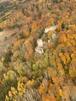 Nabízíme pozemek na stavbu rekreační stavby s možností trval
