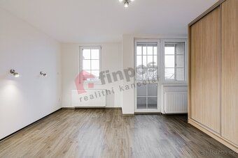 Looking for an ideal family home with added value?