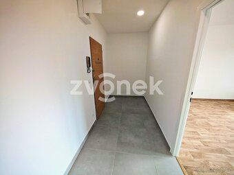 Ev.č. 00039 Nabízíme k pronájmu nezařízený byt 3+1 s lodžií 