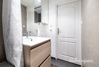Aktuálně nabízíme hezký plně zařízený byt 2+kk o rozloze 44 
