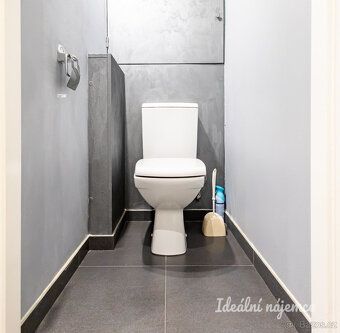 Aktuálně nabízíme hezký plně zařízený byt 2+kk o rozloze 44 