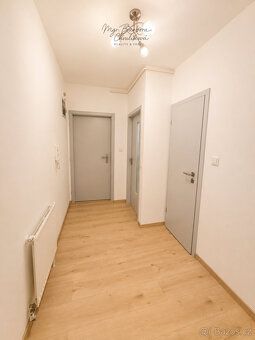 V zastoupení majitele Vám nabízím dlouhodobý pronájem útulné