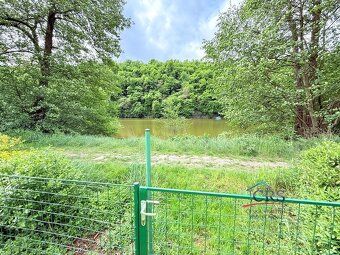 We offer for sale a very pleasant stone recreational cottage 4+