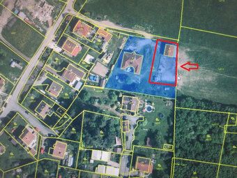 FOR SALE - building plot including construction without house number / parcel number in gentle…