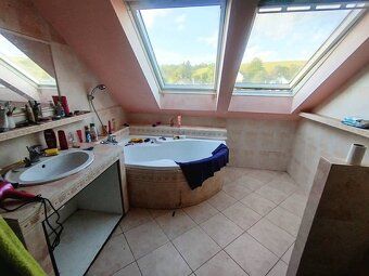Nabízíme k prodeji rodinný dům v Hrabišíně, 5+kk, 162 m2, 12