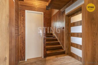 We offer for sale an attractive mountain cottage in one of the most sought-after locations in…