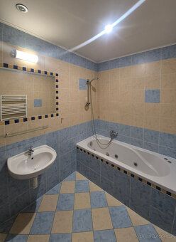 Prodej velmi pěkného družstevního bytu o velikosti 2+kk nach