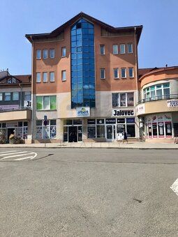 I offer for sale non-residential premises of total area 80 m² on 