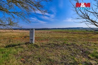 Nabízím k prodeji stavební pozemek 995 m² v k.ú. Skašov. Par
