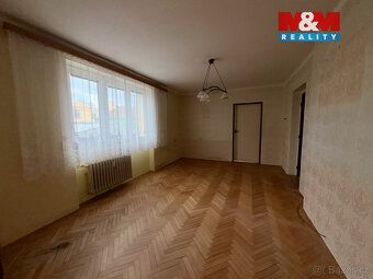 For sale apartment 3+1 with usable area of 62 m² in a brick house in quiet part of Pelhřimov…