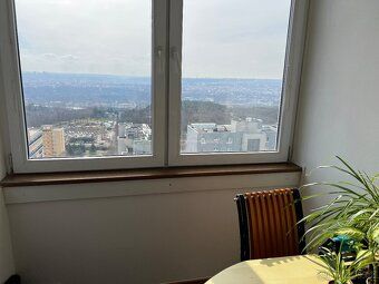 Renting four fully furnished rooms in Prague 8 near