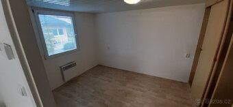 Sell mobile home 40 m², insulated, new roof + gutters.