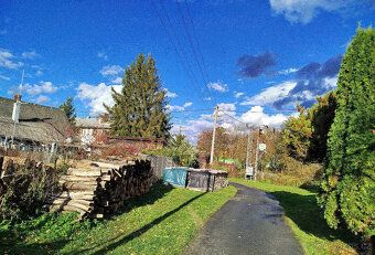 Nabízím k prodeji rovinatý, slunný stavební pozemek o výměře
