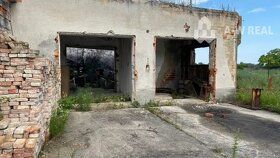 Good day. I am offering for sale a large plot of land with an…