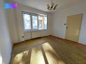 Nabízíme k prodeji velmi světlý a prakticky řešený byt 3+1 v