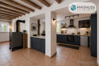 We offer for sale a multi-generational family house in exclusive representation in the village…