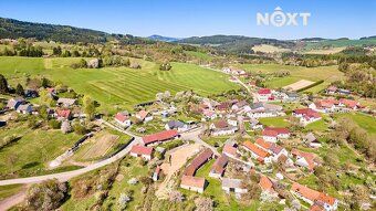 V exkluzivním zastoupení vám nabízím stavební pozemek v obci