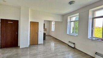 I offer for rent an apartment 3+kk on the 2nd floor of a residential house in Uherské Hradiště…