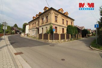 Nabízíme k prodeji prostorný byt 2+1 o velikosti 92 m², situ