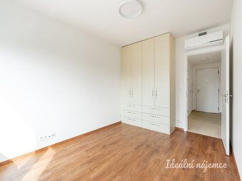 K dlouhodobému podnájmu nabízíme nový prosluněný byt o dispo