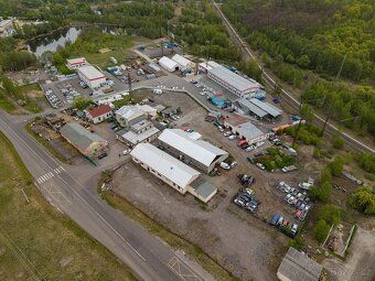 We offer for sale an exceptionally well-maintained and technically excellent commercial…
