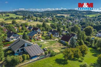 We offer for sale an attractive plot of land measuring 750 m² in a quiet part of the village…