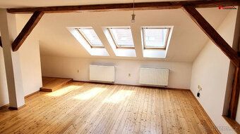 Looking for housing in a nice family house in the center of Breclav, near the train station…