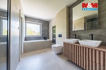 Exkluzivně Vám představujeme moderní rodinný dům o dispozici