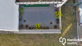 With exclusive representation we offer for sale a very nice fully equipped brick apartment of…
