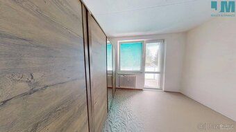 Ref. No. 02050 Our company will arrange the sale of an apartment in 