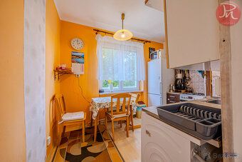 There are apartments that look good in an advertisement. And then there are apartments...