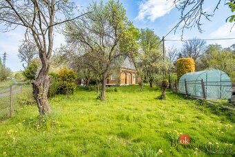 Prodej tradiční chalupy v Dolní Chřibské se zahradou 848 m²H