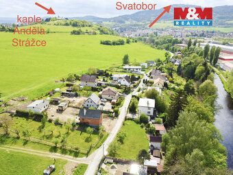 Nabízíme k prodeji prostorný zcela vyklizený zastavitelný po