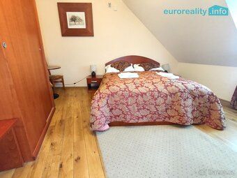 Nabízíme k pronájmu luxusně zařízený hotelový apartmán 4+1 s