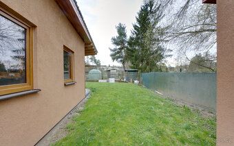 Na prodej chata o podlahové ploše 16 m² v Kaznějově. Největš