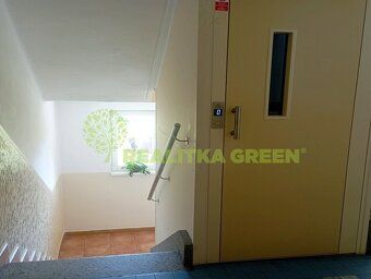 Realitka Green nabízí pronájem prostorného a klidného bydlen