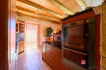 Sale of multi-generational family house in Dešenice, part of Milence