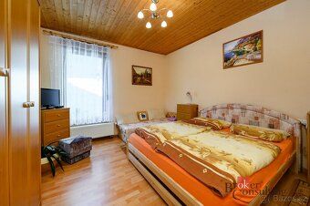Sale of multi-generational family house in Dešenice, part of Milence