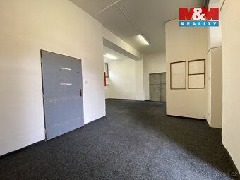 We offer spacious warehouse space for rent in a quiet part of town