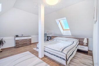 Prodej moderního samostatného RD 5+kk s dvougaráží v Přezlet