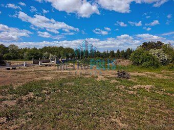 We offer for sale an attractive building plot of 1,240 sqm in a quiet part of the village of…