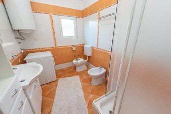 Nabízím pronájem JEDINEČNÝCH přízemních vilek pro 6-7 osob, 