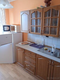 Rent fully furnished rooms in family house.