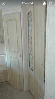 Selling mobile home 11.5 m long x 3.70 meters wide, total height including wheels is 2.95…