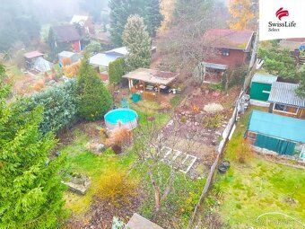 We offer for sale a nice garden cottage approx.